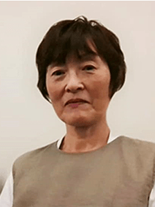 鶴野千恵さん