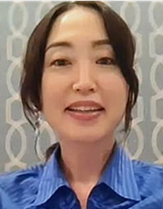 関⾕亜希⼦さん